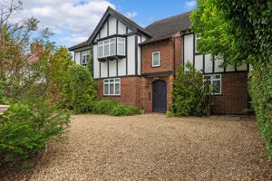 Photo 32- click for photo gallery